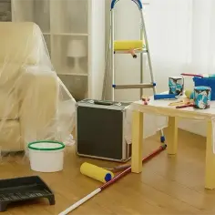 Co pierwsze malowanie czy panele? Uniknij kosztownych błędów remontowych