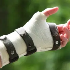 Czy gips jest szkodliwy? Odkryj niebezpieczeństwa i bezpieczeństwo zdrowia