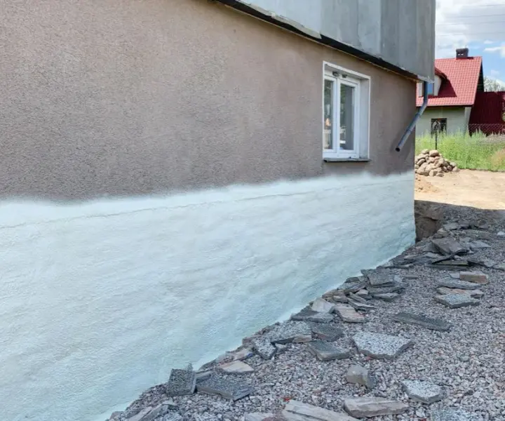 Ile kosztuje ocieplenie fundamentów i jak uniknąć wysokich rachunków za ogrzewanie